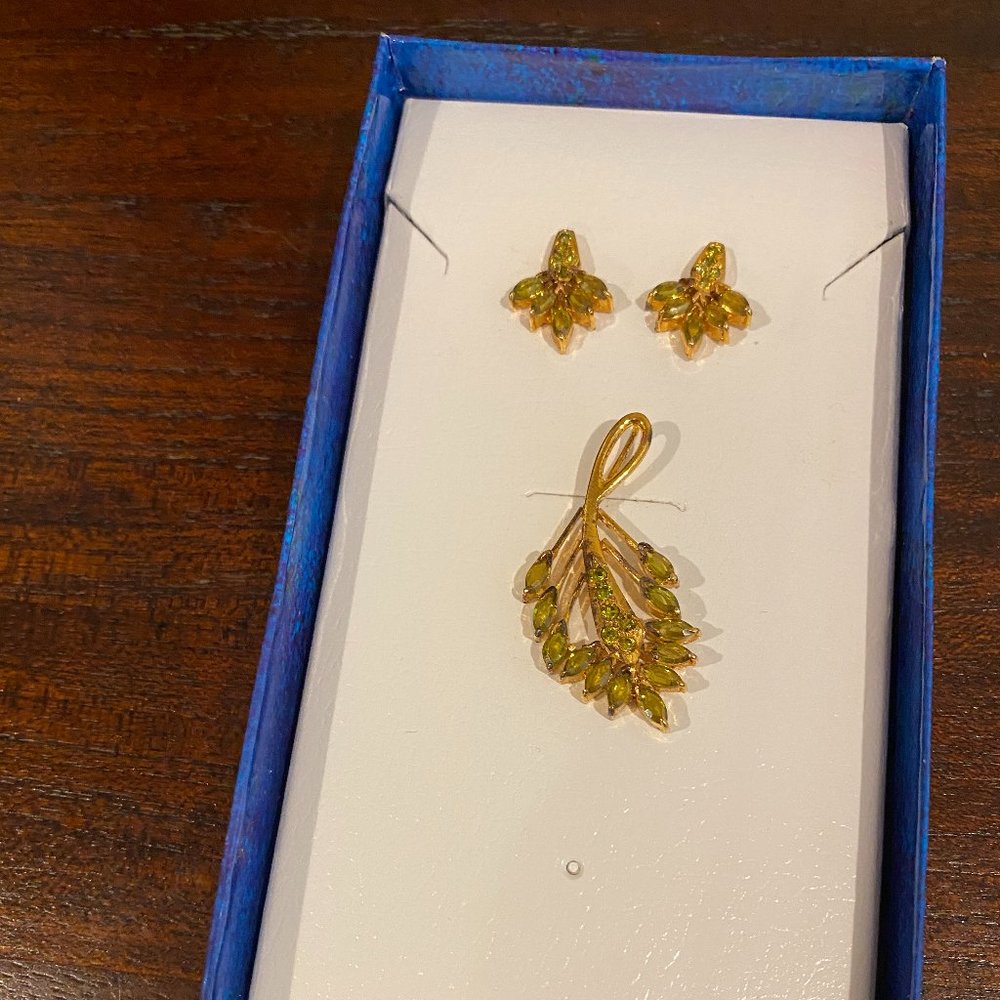 Peridot earrings and pendant set in 925 silver and 22K Gold Plated